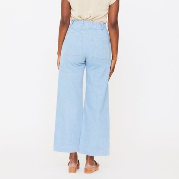 Esby Finch Wide Leg Crop Jean -  Light Wash - Picture 3 of 6